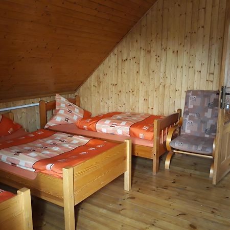 Pod Piramida Villa Lugniany Bagian luar foto