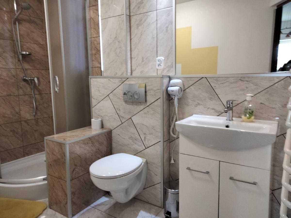 Pod Piramida Villa Lugniany Bagian luar foto