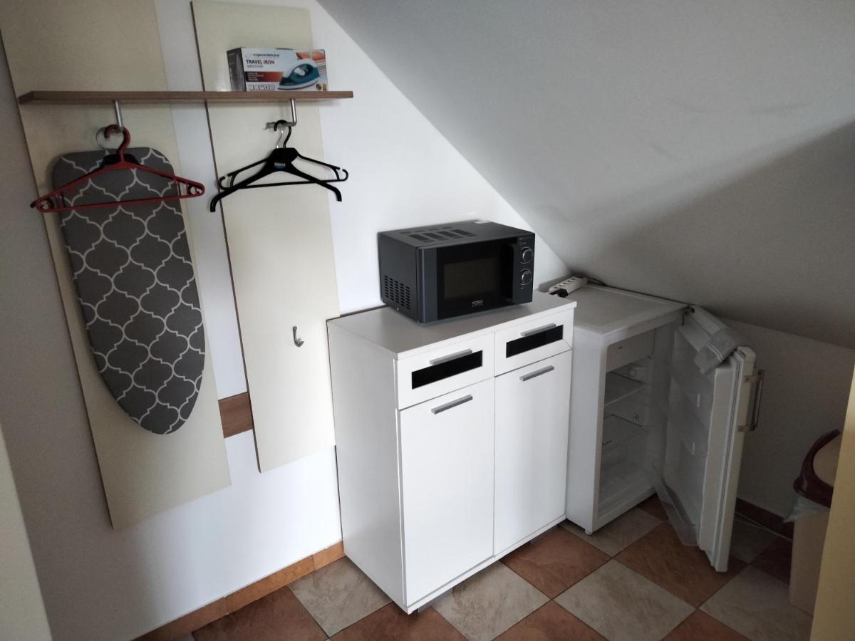 Pod Piramida Villa Lugniany Bagian luar foto