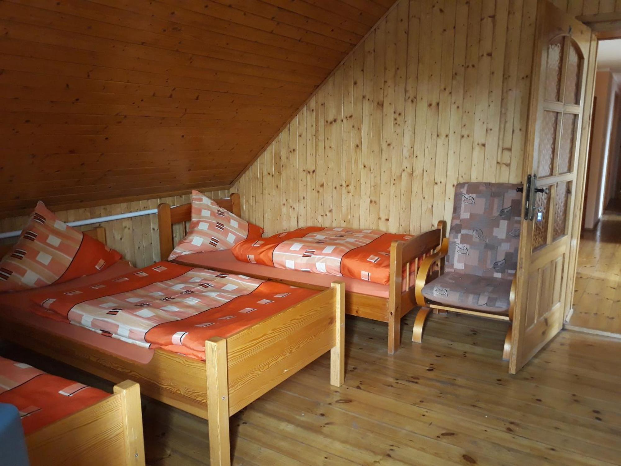 Pod Piramida Villa Lugniany Bagian luar foto