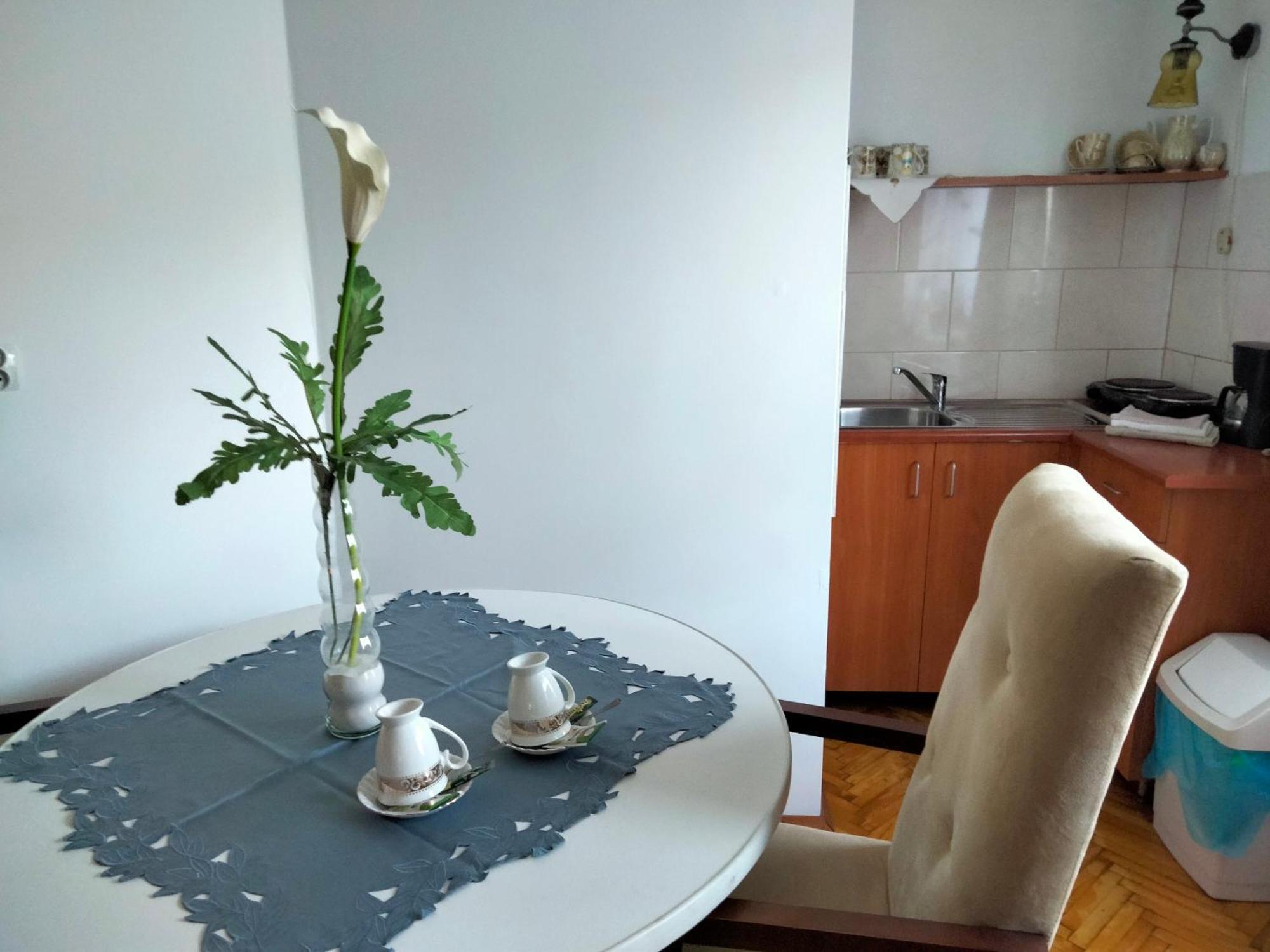 Pod Piramida Villa Lugniany Ruang foto
