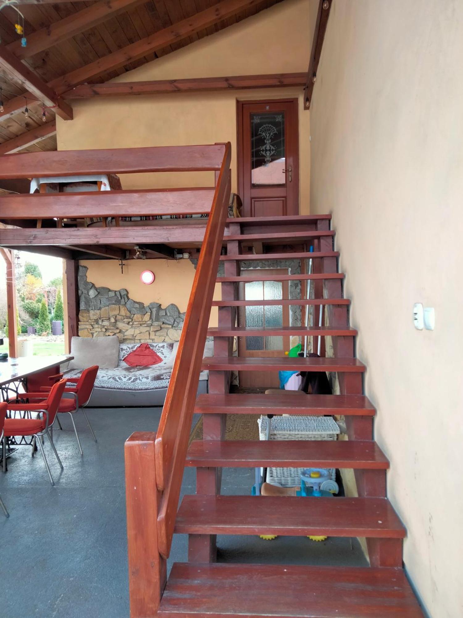Pod Piramida Villa Lugniany Ruang foto